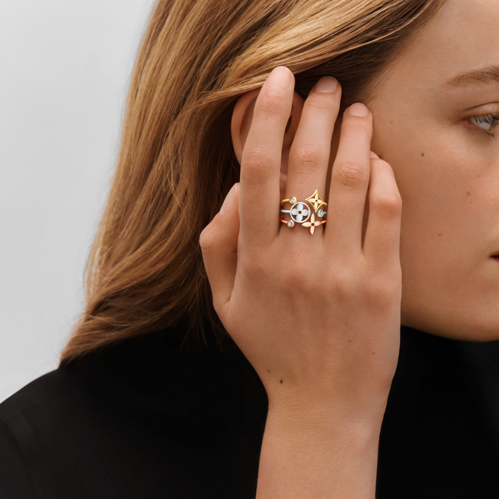Louis Vuitton Idylle Blossom ring, 3 golds and diamonds